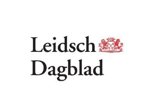 Logo van hhet Leidsch Dagblad met zwarte letters en rood het wapen van Leiden